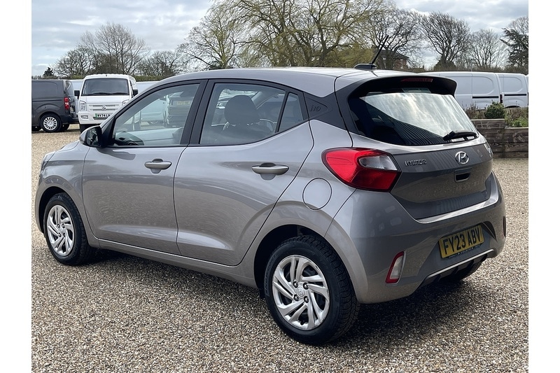 Used Hyundai i10 2023 for sale - 77668024: Photo 6