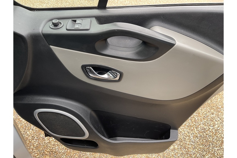 Used Renault Trafic 2018 for sale - 76006725: Photo 15