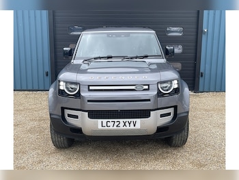 Used Land Rover Defender 110 2022 for sale - 78829177: Photo