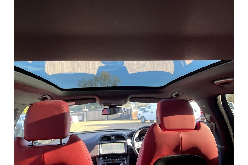 Used Jaguar F-Pace 2017 for sale - 76712089: Photo 11