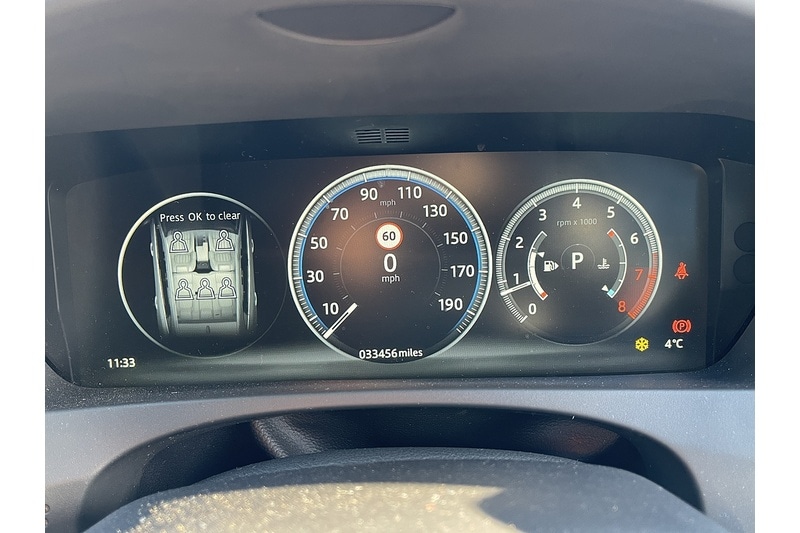 Used Jaguar F-Pace 2017 for sale - 76712089: Photo 18