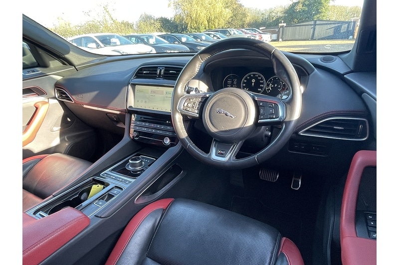 Used Jaguar F-Pace 2017 for sale - 76712089: Photo 27