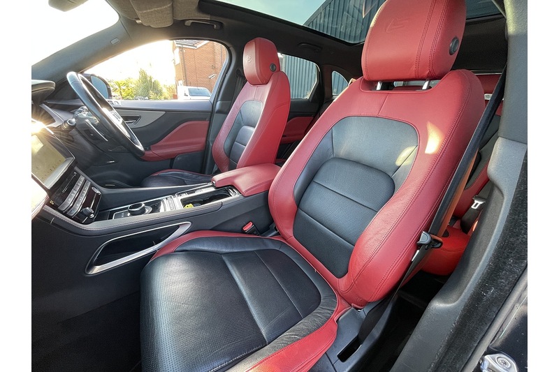 Used Jaguar F-Pace 2017 for sale - 76712089: Photo 28