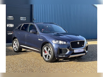 Used Jaguar F-Pace 2017 for sale - 76712089: Photo