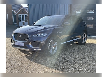 Used Jaguar F-Pace 2017 for sale - 76712089: Photo