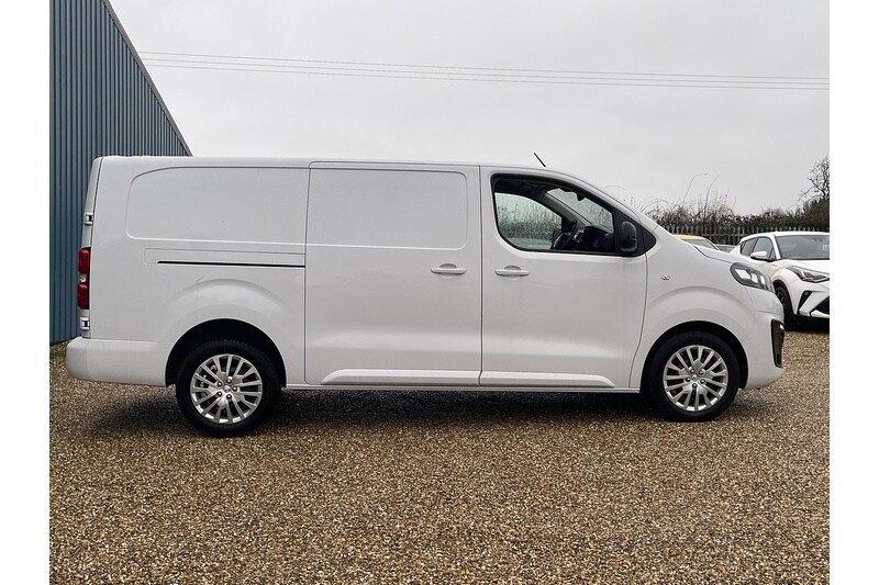 Used Vauxhall Vivaro 2023 for sale - 76962824: Photo 9