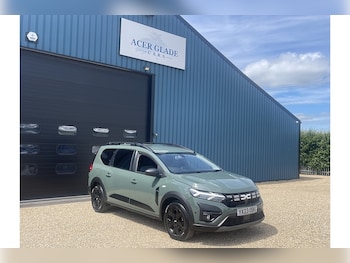 Used Dacia Jogger 2023 for sale - 78901234: Photo