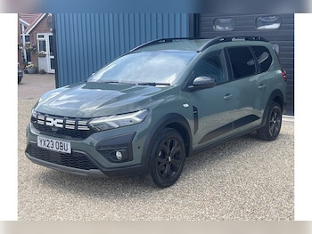 Used Dacia Jogger 2023 for sale - 78901234: Photo
