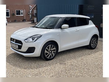 Used Suzuki Swift 2022 for sale - 79436062: Photo