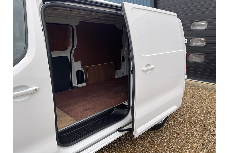 Used Vauxhall Vivaro 2020 for sale - 76555192: Photo 12