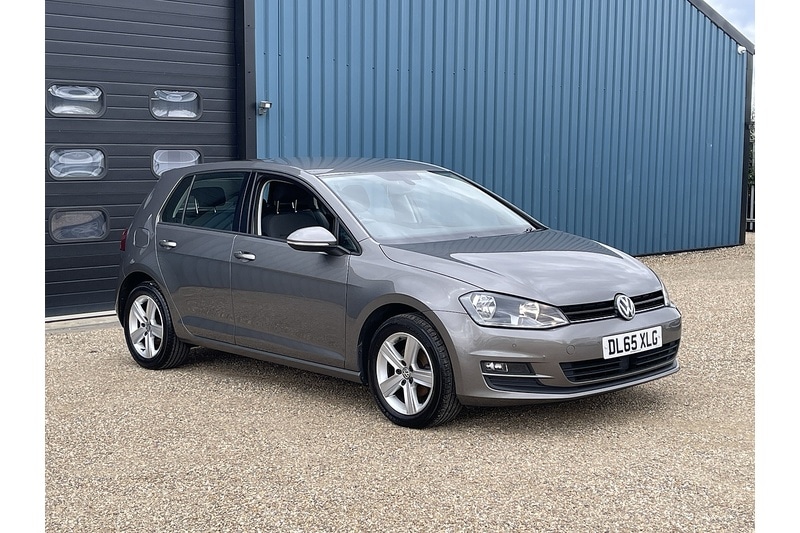 Used Volkswagen Golf 2015 for sale - 78124740: Photo 2