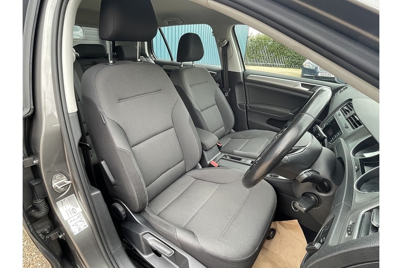 Used Volkswagen Golf 2015 for sale - 78124740: Photo 21