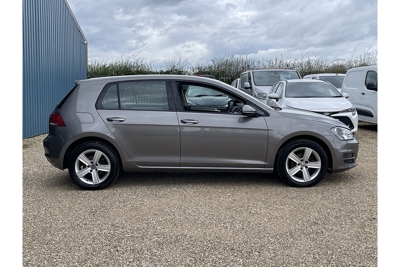 Used Volkswagen Golf 2015 for sale - 78124740: Photo 9
