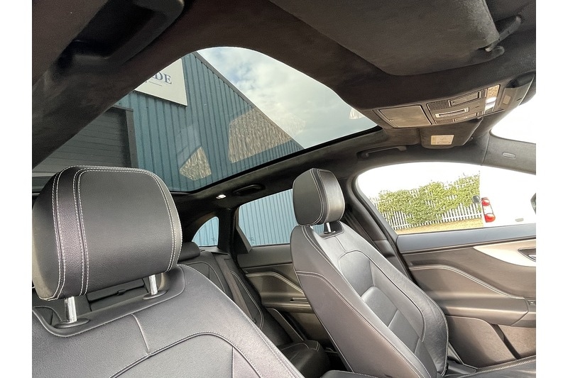 Used Jaguar F-Pace 2019 for sale - 76670704: Photo 12