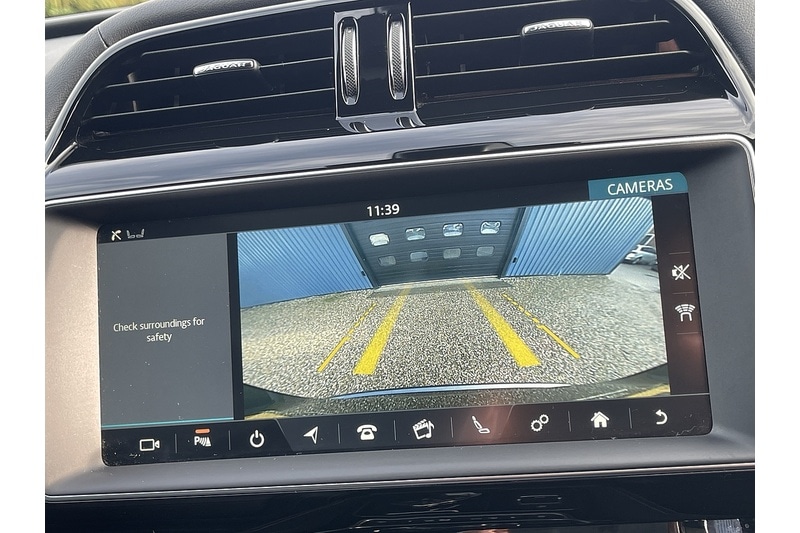 Used Jaguar F-Pace 2019 for sale - 76670704: Photo 17