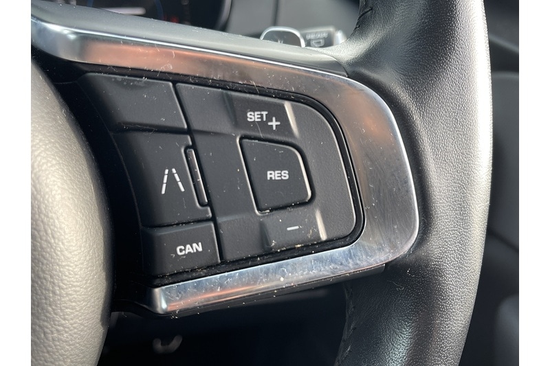 Used Jaguar F-Pace 2019 for sale - 76670704: Photo 26