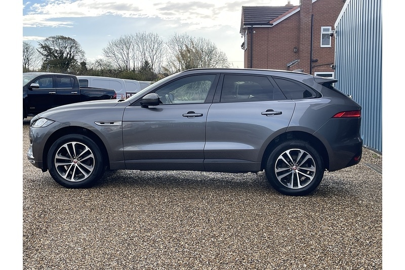 Used Jaguar F-Pace 2019 for sale - 76670704: Photo 5