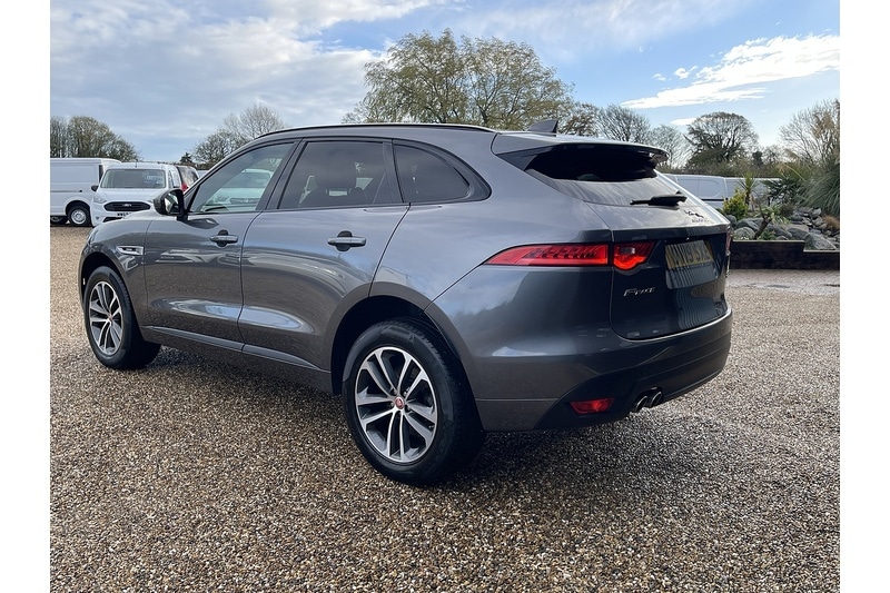 Used Jaguar F-Pace 2019 for sale - 76670704: Photo 6