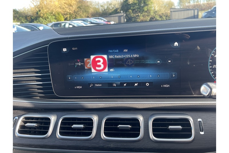 Used Mercedes-Benz GLE 2023 for sale - 77125709: Photo 21