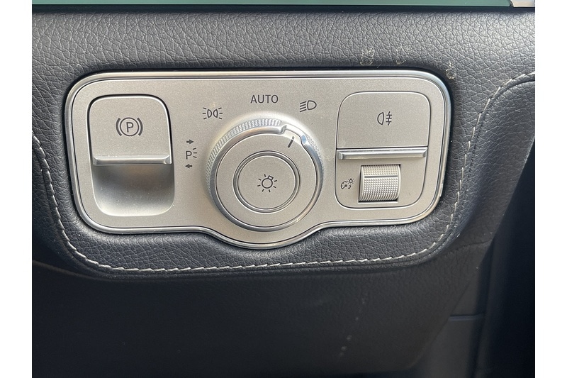 Used Mercedes-Benz GLE 2023 for sale - 77125709: Photo 35