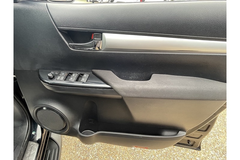 Used Toyota Hilux 2022 for sale - 76320253: Photo 16