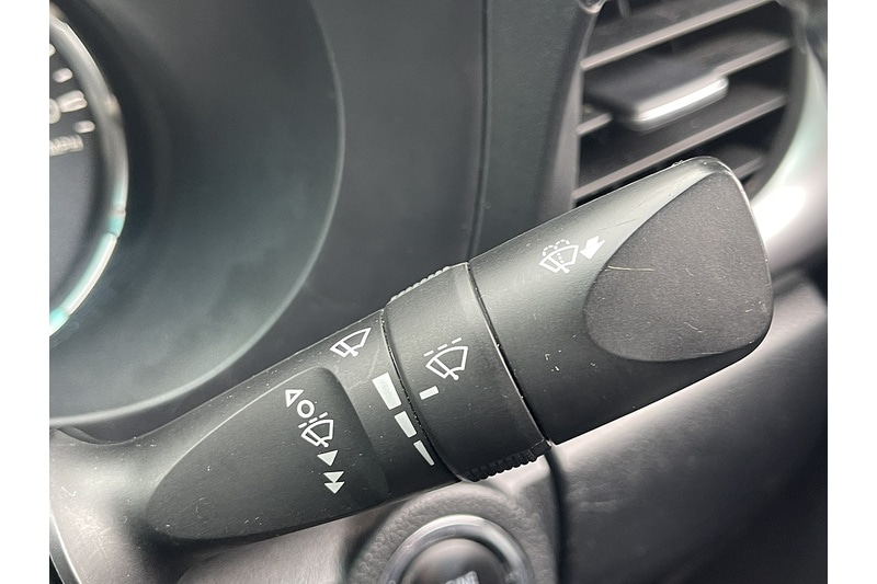 Used Toyota Hilux 2022 for sale - 76320253: Photo 19