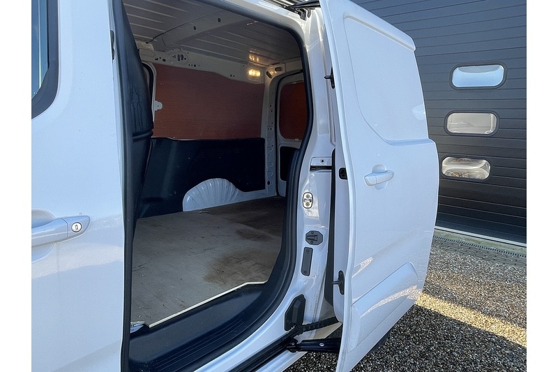 Used Vauxhall Combo 2023 for sale - 77547808: Photo 11