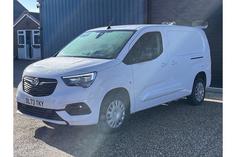 Used Vauxhall Combo 2023 for sale - 77547808: Photo 3