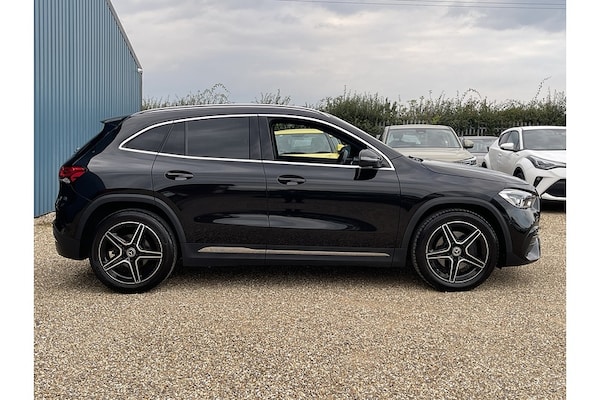 Used Mercedes-Benz GLA 2023 for sale - 76093060: Photo 9