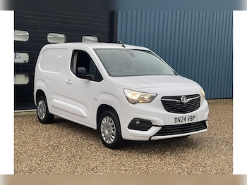 Used Vauxhall Combo 2024 for sale - 76962832: Photo
