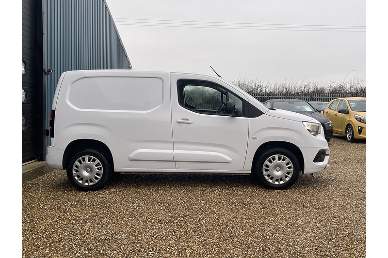 Used Vauxhall Combo 2024 for sale - 76962832: Photo 9