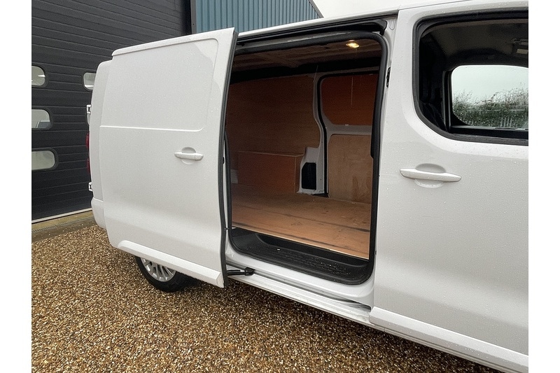 Used Vauxhall Vivaro 2023 for sale - 76962827: Photo 10