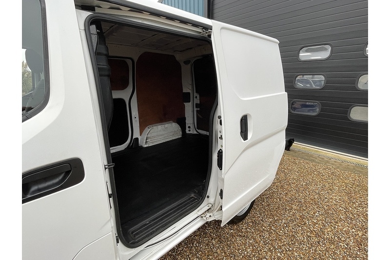 Used Nissan NV200 2013 for sale - 76855311: Photo 12