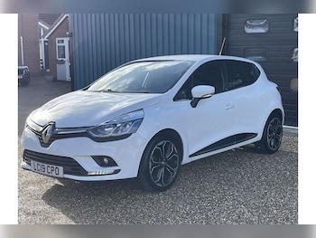Used Renault Clio 2019 for sale - 77247305: Photo