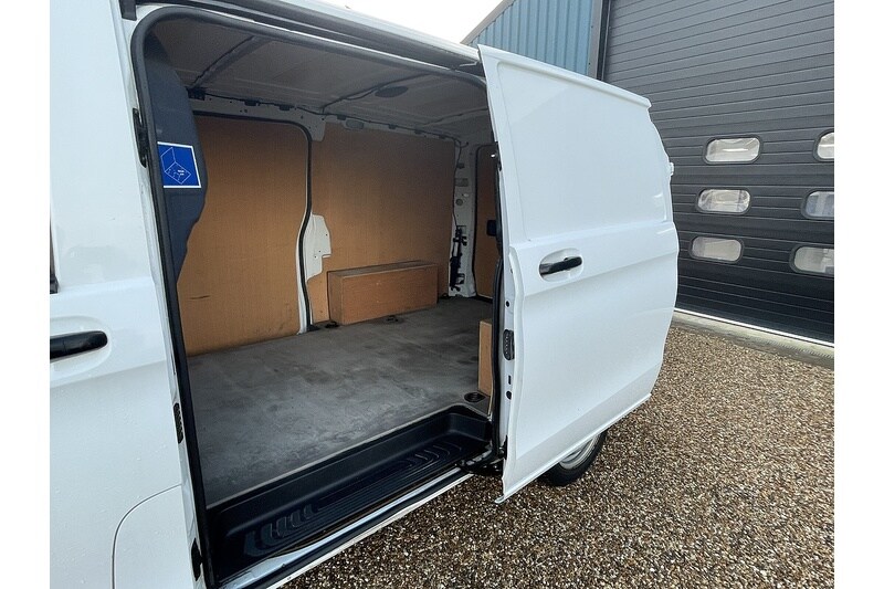 Used Mercedes-Benz Vito 2020 for sale - 75897324: Photo 6