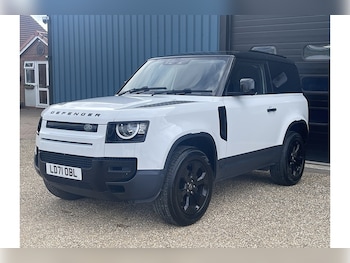 Used Land Rover Defender 90 2021 for sale - 78466507: Photo