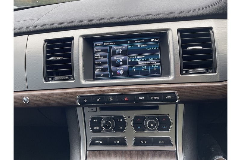 Used Jaguar XF 2014 for sale - 77880652: Photo 15