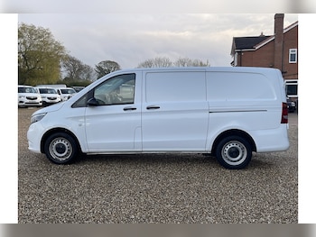 Used Mercedes-Benz Vito 2020 for sale - 77947049: Photo