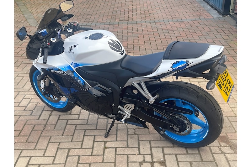 Used Honda CBR 2009 for sale - 78605489: Photo 4