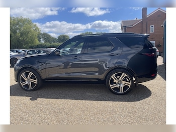 Used Land Rover Discovery 2023 for sale - 79436163: Photo