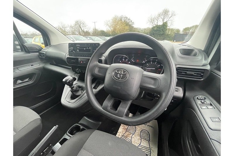 Used Toyota ProAce 2022 for sale - 76962817: Photo 14