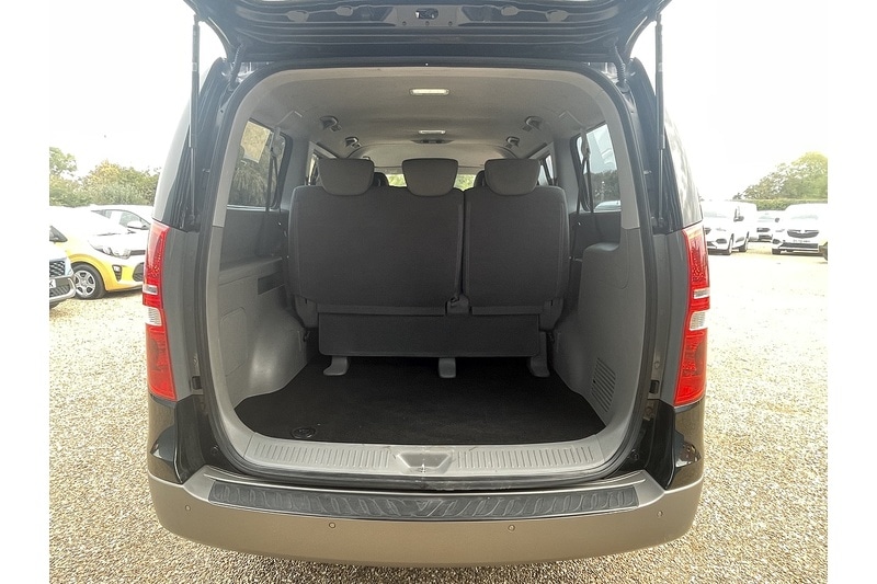 Used Hyundai i800 2018 for sale - 76320249: Photo 15