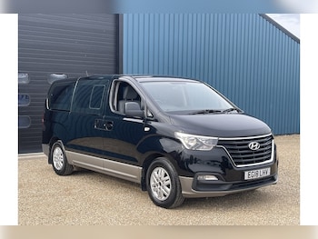 Used Hyundai i800 2018 for sale - 76320249: Photo 2