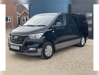 Used Hyundai i800 2018 for sale - 76320249: Photo 4
