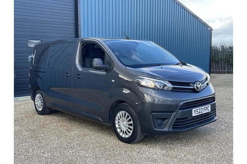 Used Toyota ProAce 2022 for sale - 77547809: Photo 2