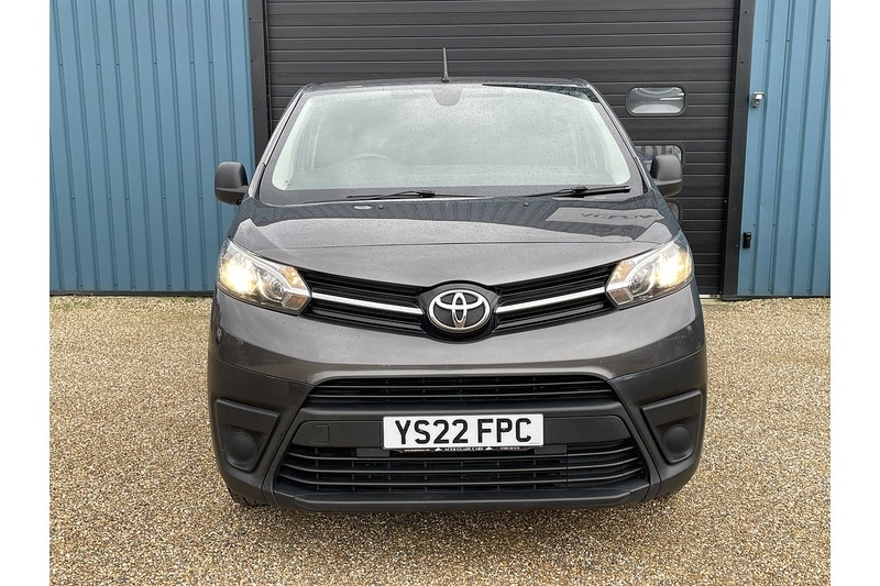 Used Toyota ProAce 2022 for sale - 77547809: Photo 3