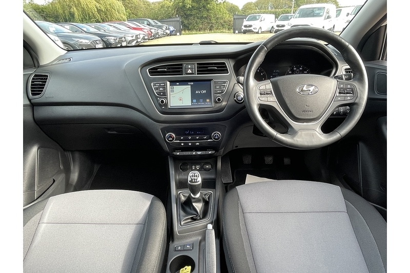 Used Hyundai i20 2018 for sale - 76210914: Photo 10