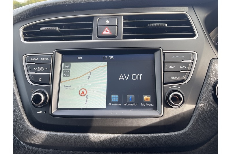 Used Hyundai i20 2018 for sale - 76210914: Photo 18