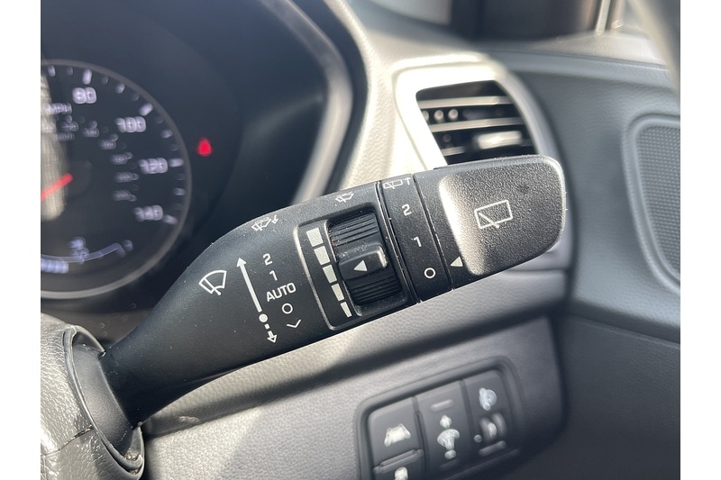 Used Hyundai i20 2018 for sale - 76210914: Photo 23