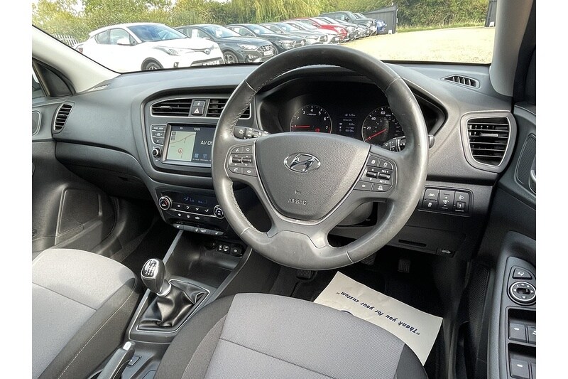 Used Hyundai i20 2018 for sale - 76210914: Photo 24